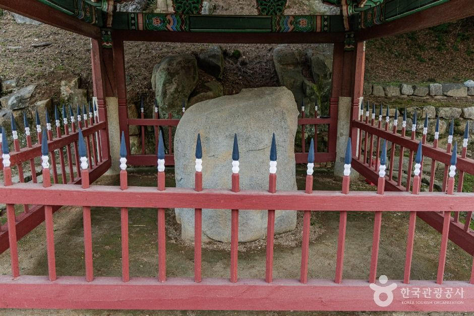 사천 흥사리 매향비 여행 추천 - 로드트립