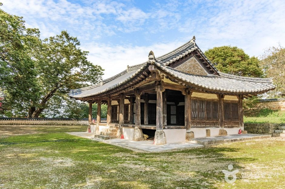 여산동헌 여행 추천 - 로드트립