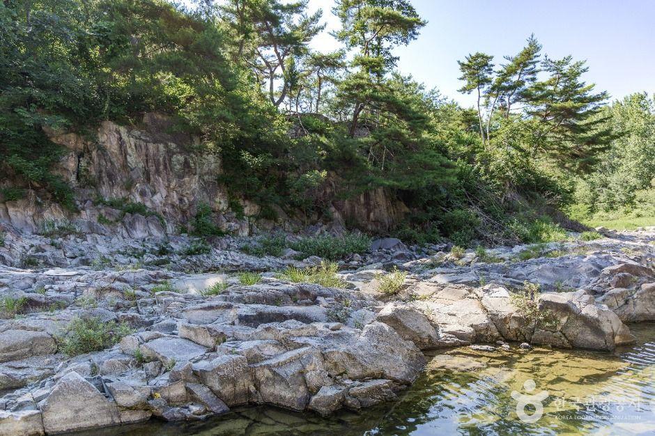 동막골 응회암 (한탄강 유네스코 세계지질공원) 여행 추천 - 로드트립
