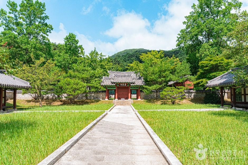 충장사 여행 추천 - 로드트립