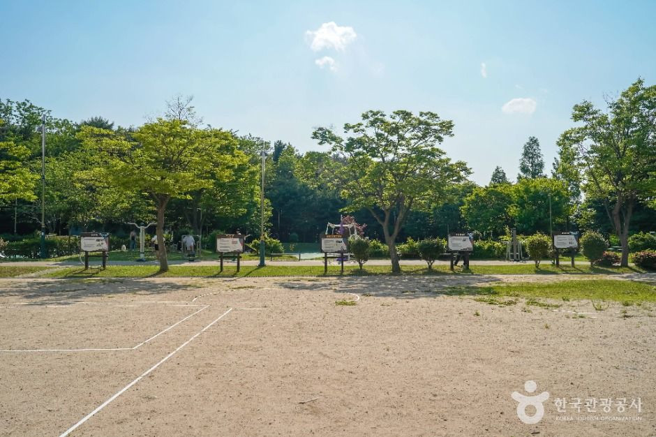 삼정자전통놀이공원 여행 추천 - 로드트립