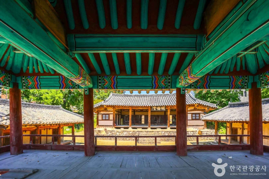 군위향교 여행 추천 - 로드트립
