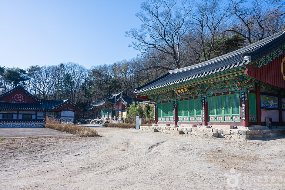 흥국사(남양주) 여행 추천 - 로드트립