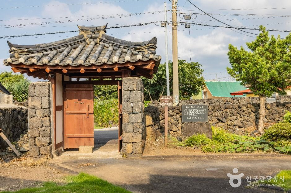 신촌향사 여행 추천 - 로드트립