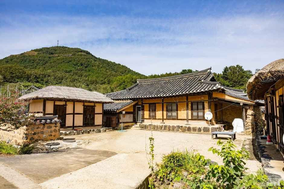 고성 왕곡마을 여행 추천 - 로드트립