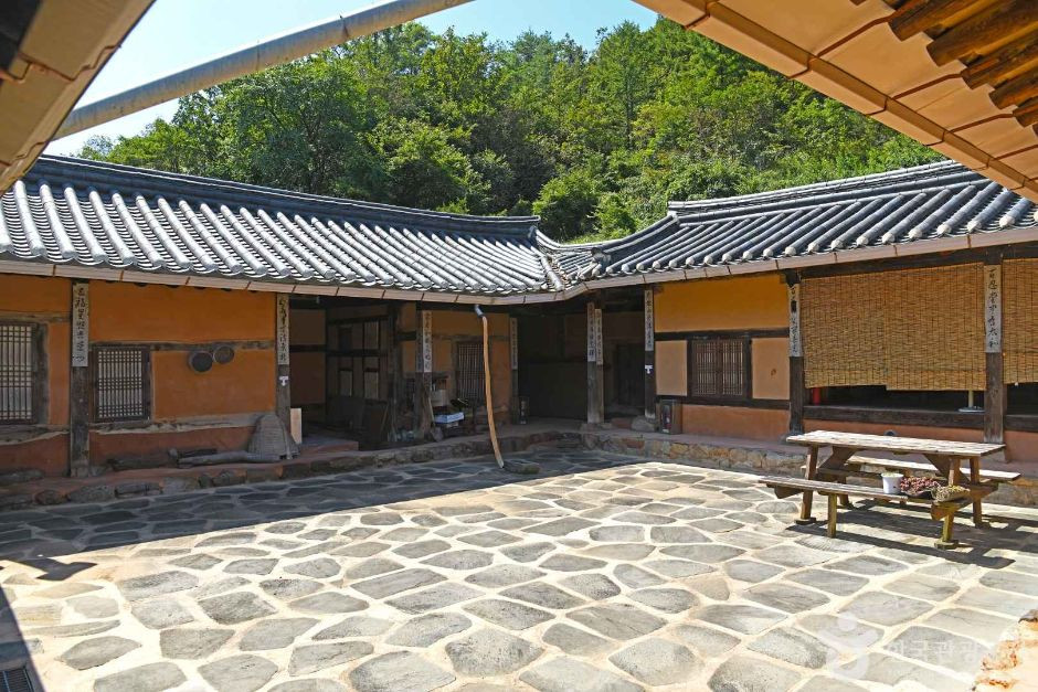 고진하 가옥 여행 추천 - 로드트립