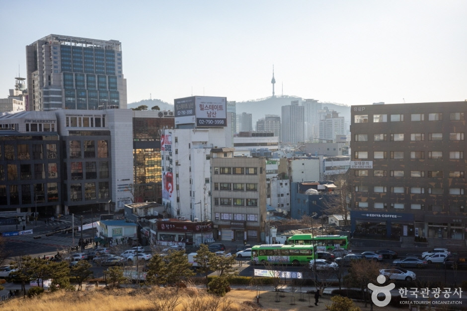 흥인지문공원 여행 추천 - 로드트립