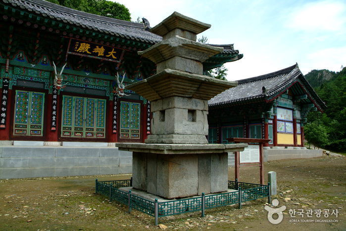 금곡사삼층석탑 여행 추천 - 로드트립