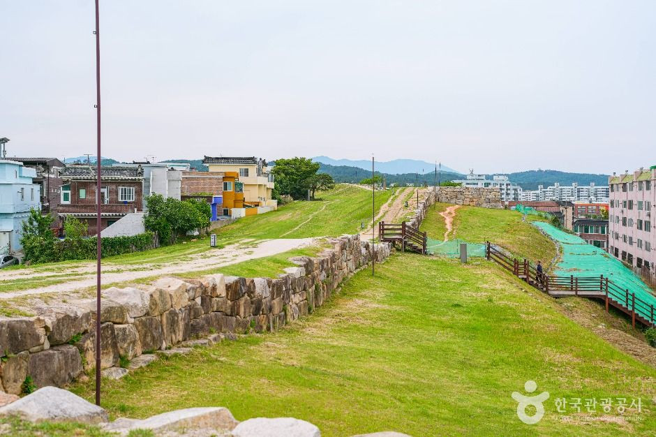 울산 경상좌도병영성 여행 추천 - 로드트립