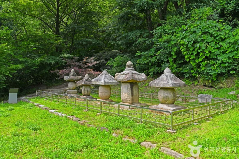 괴산 백운사 승탑군 여행 추천 - 로드트립