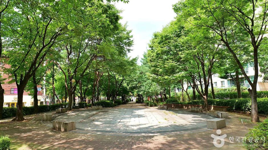 한양공원 여행 추천 - 로드트립