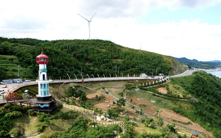 영덕 화강섬록암 해안 (경북 동해안 국가지질공원) 여행 추천 - 로드트립