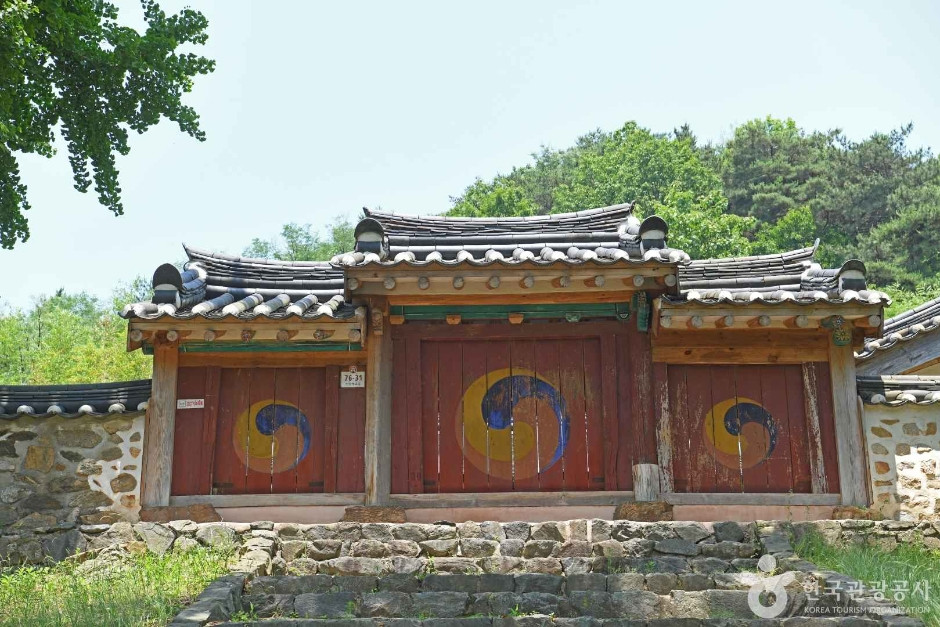 한산향교 여행 추천 - 로드트립