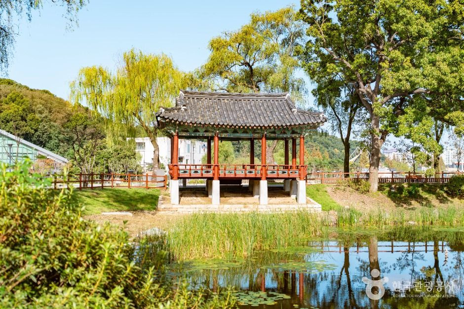 영남루(천안) 여행 추천 - 로드트립