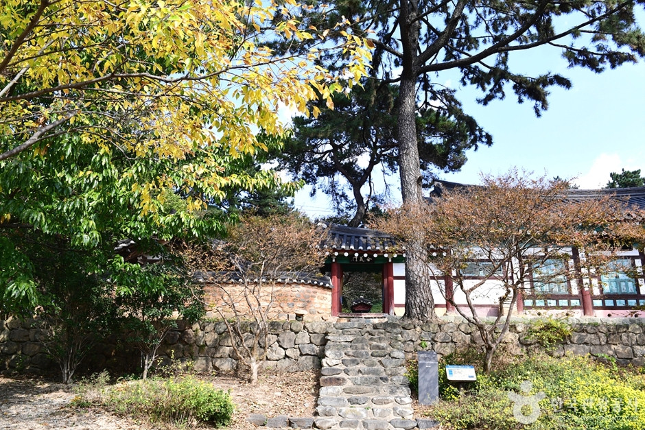무양서원 여행 추천 - 로드트립