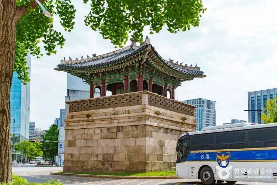 동십자각 여행 추천 - 로드트립