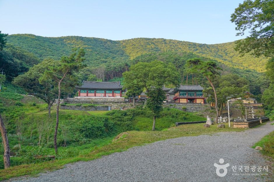 청곡사(진주) 여행 추천 - 로드트립