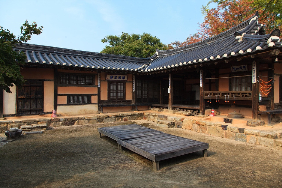 아산 외암마을 건재고택 여행 추천 - 로드트립
