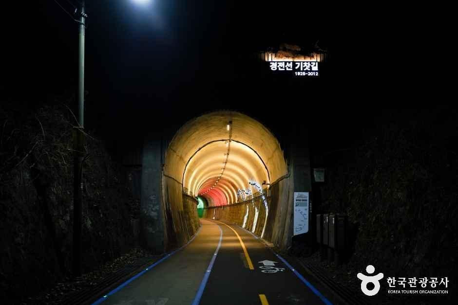 진치령터널 여행 추천 - 로드트립