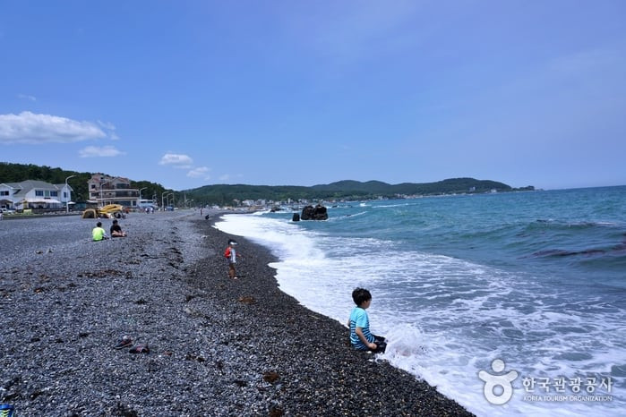 주전몽돌해변 여행 추천 - 로드트립