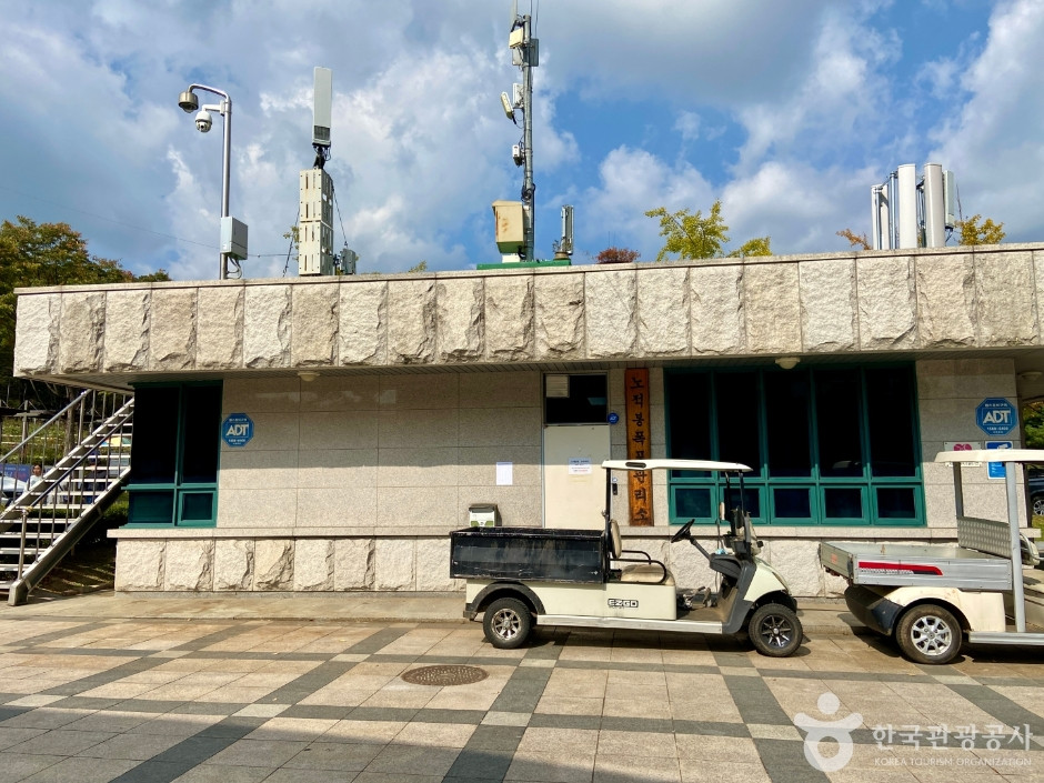 노적봉공원 여행 추천 - 로드트립