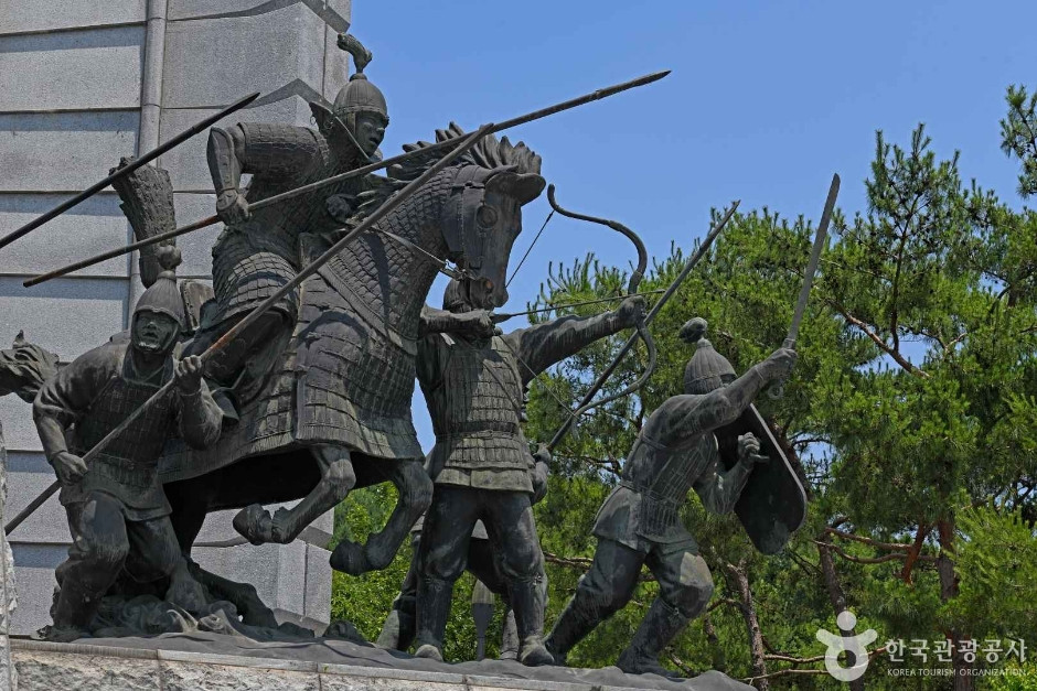 백제 오천결사대 충혼탑 여행 추천 - 로드트립