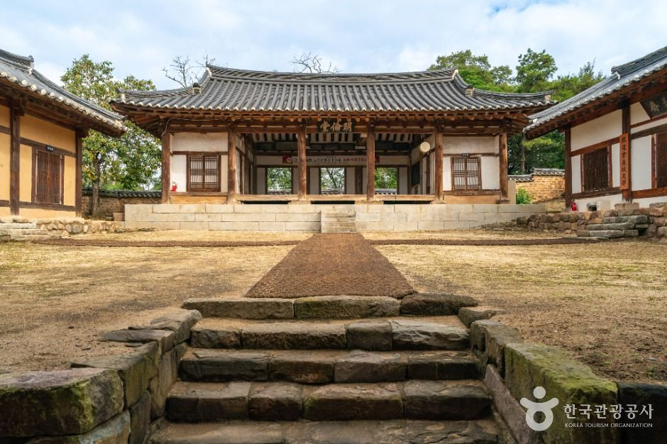 의성향교 여행 추천 - 로드트립