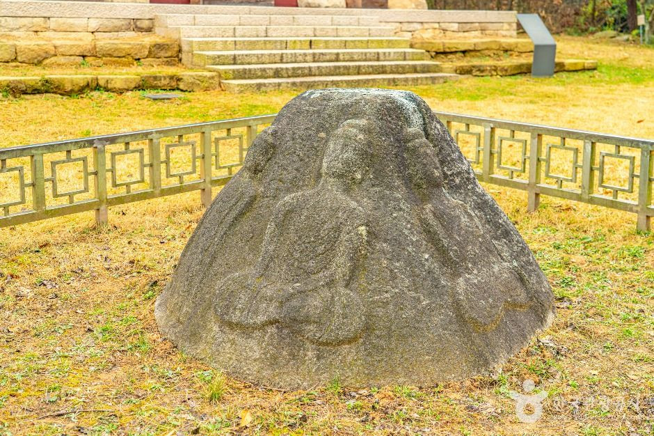 나주 철천리 마애칠불상과 석조여래입상 여행 추천 - 로드트립