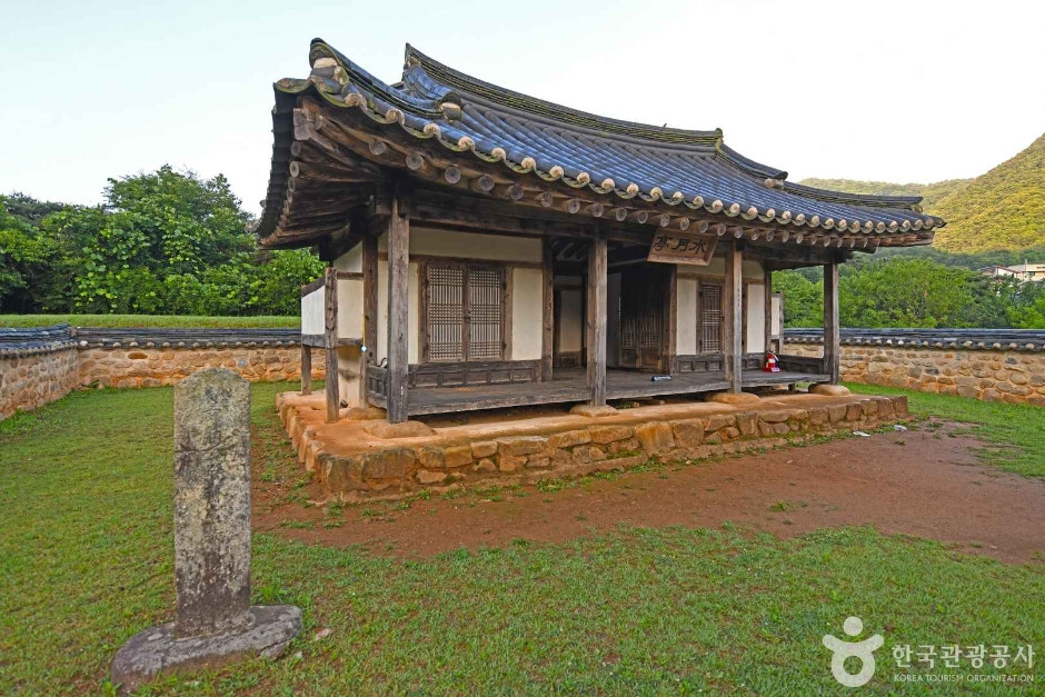 괴산 수월정 여행 추천 - 로드트립