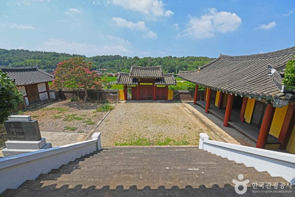 치동서원 여행 추천 - 로드트립