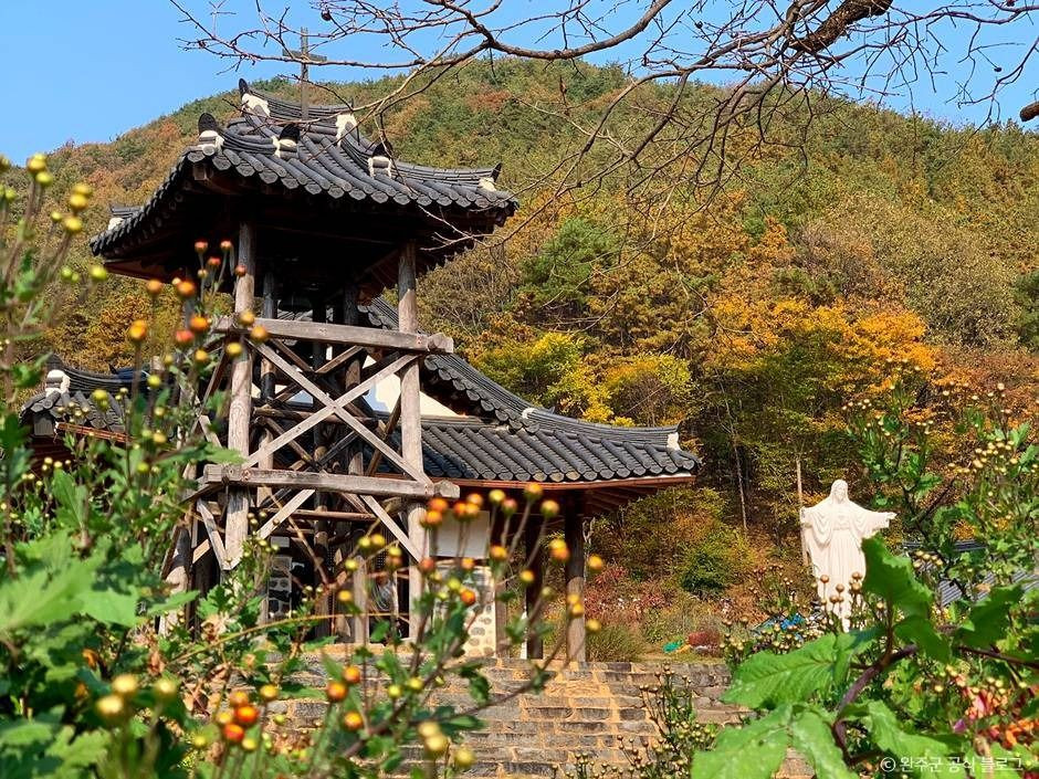 되재성당 여행 추천 - 로드트립