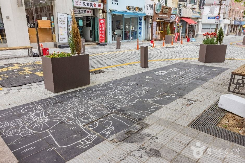 40계단 문화관광테마거리 여행 추천 - 로드트립