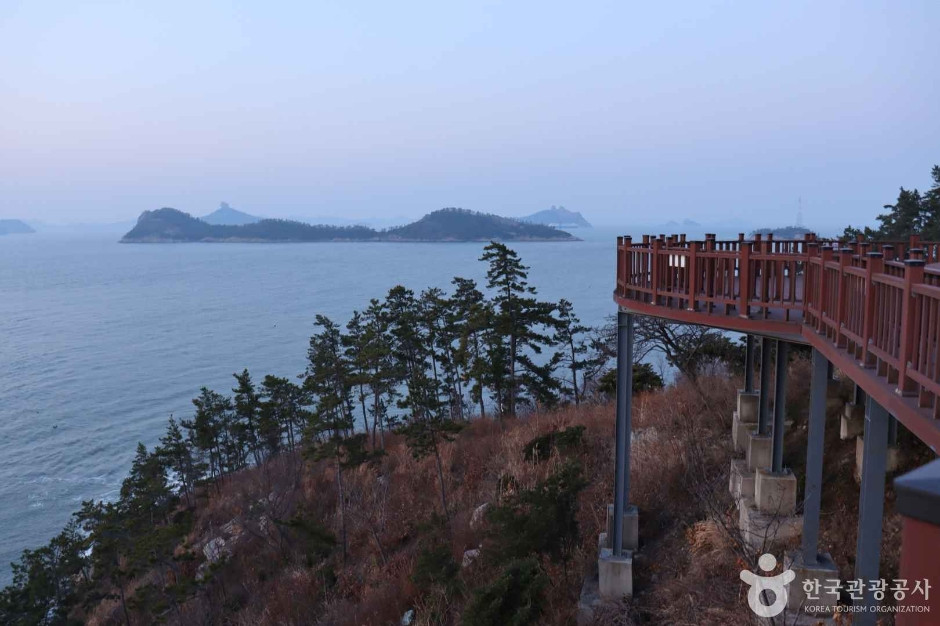 세방낙조 전망대 여행 추천 - 로드트립