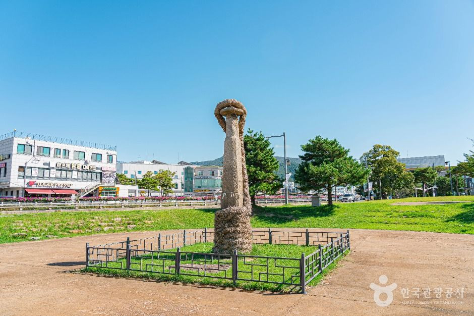 고창오거리당산 여행 추천 - 로드트립