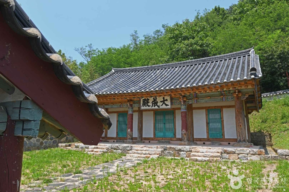 한산향교 여행 추천 - 로드트립