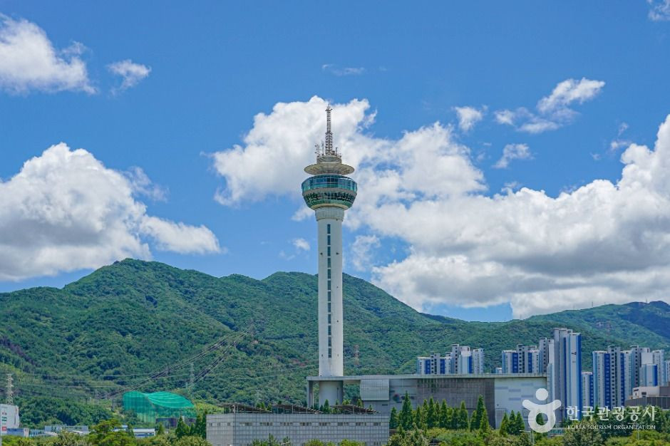 양산타워 여행 추천 - 로드트립