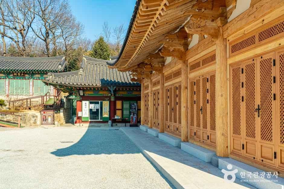 봉국사(성남) 여행 추천 - 로드트립
