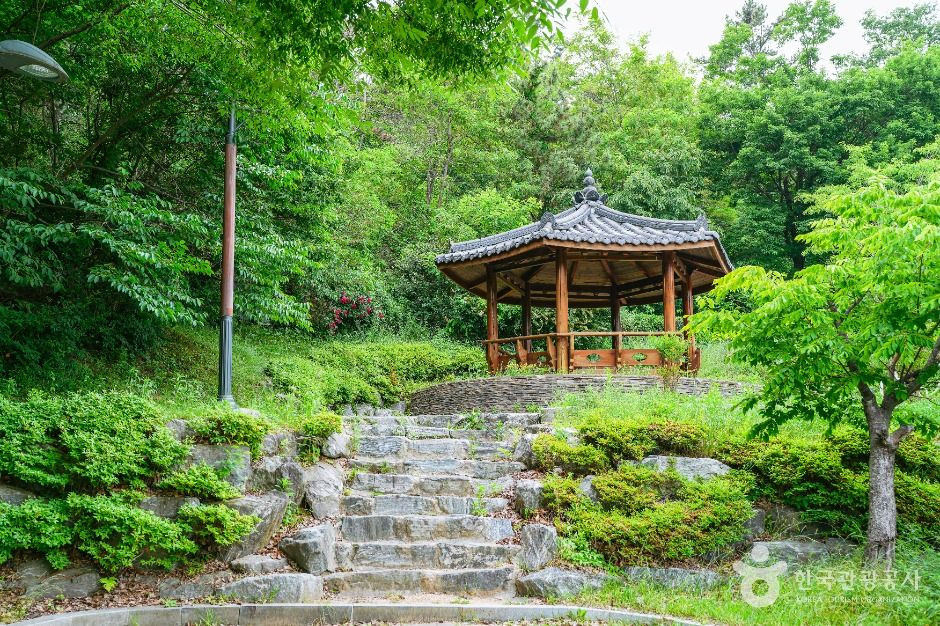 함월루 여행 추천 - 로드트립
