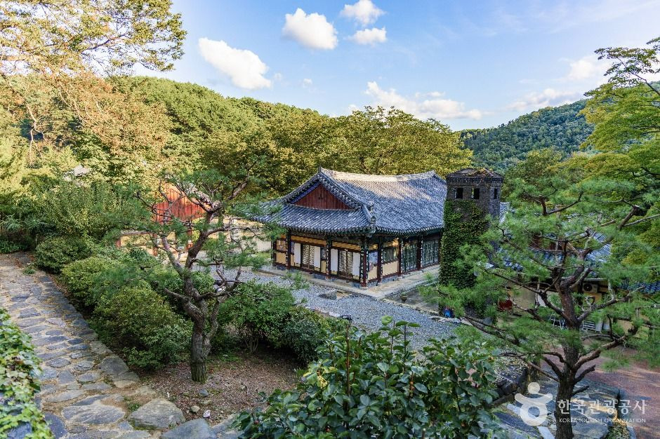 향천사(예산) 여행 추천 - 로드트립