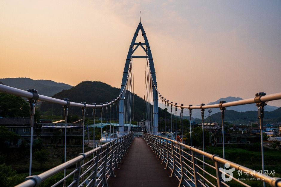 대황강출렁다리 여행 추천 - 로드트립