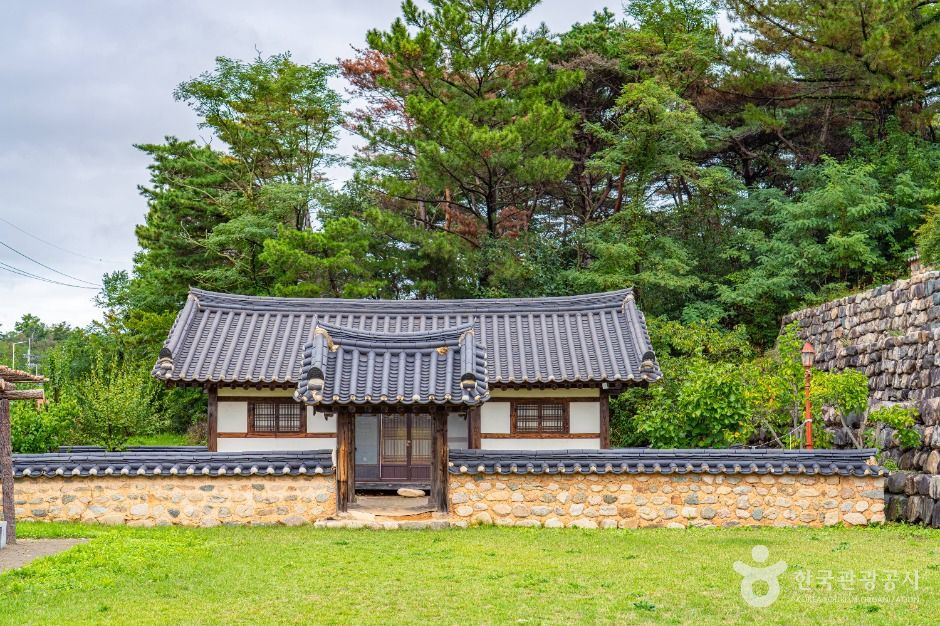 신돌석장군 생가 및 유적지 여행 추천 - 로드트립
