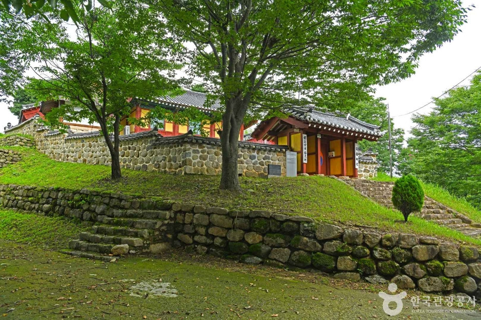 동복향교 여행 추천 - 로드트립