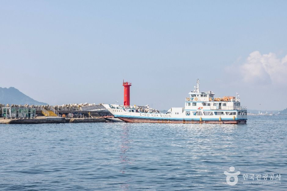제주 우도 천진항 대합실 여행 추천 - 로드트립