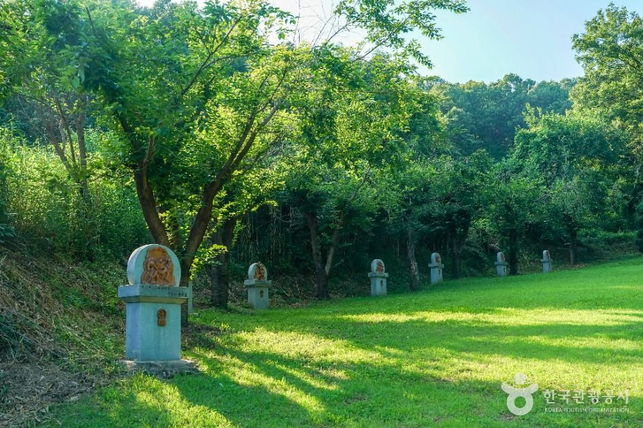 상주천주교신앙고백비 여행 추천 - 로드트립
