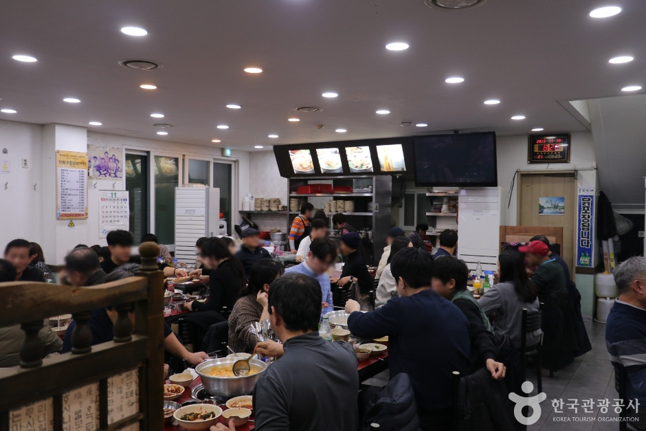 서울 동대문 닭한마리 골목 여행 추천 - 로드트립
