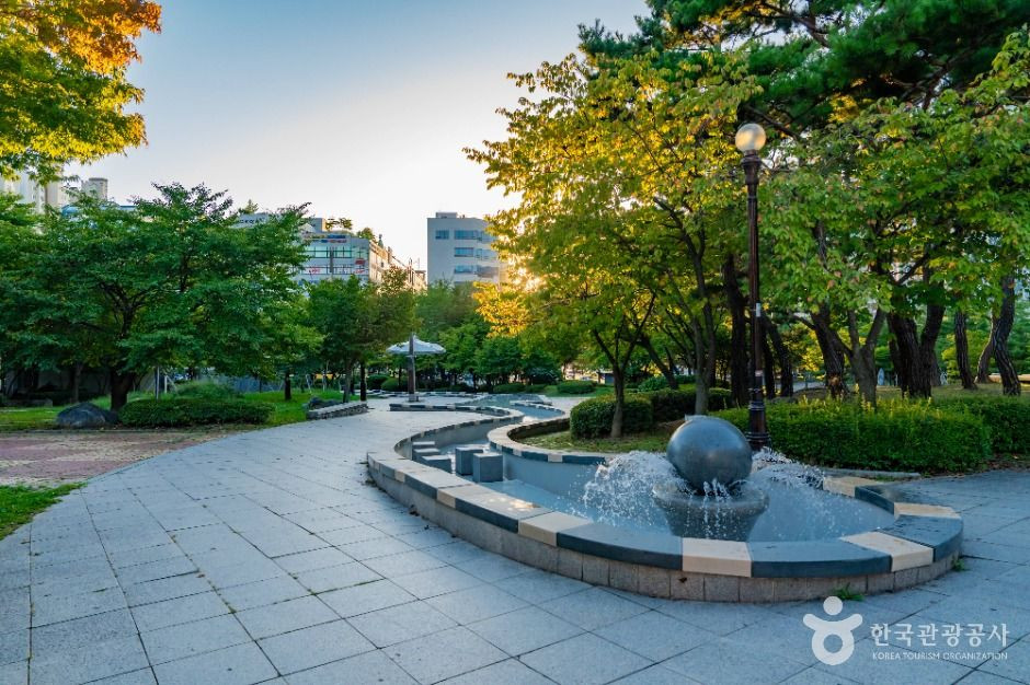 죽전중앙공원 여행 추천 - 로드트립