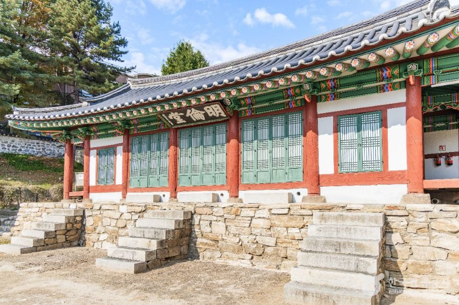 춘천향교 여행 추천 - 로드트립