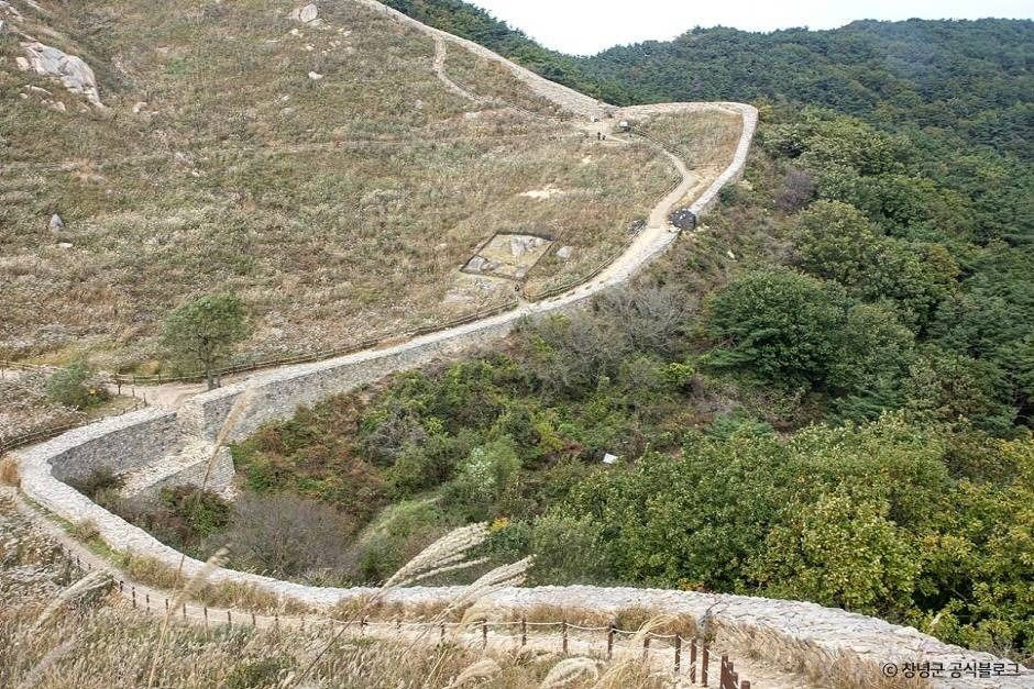 화왕산군립공원 여행 추천 - 로드트립