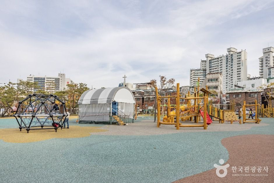 구로리어린이공원 여행 추천 - 로드트립