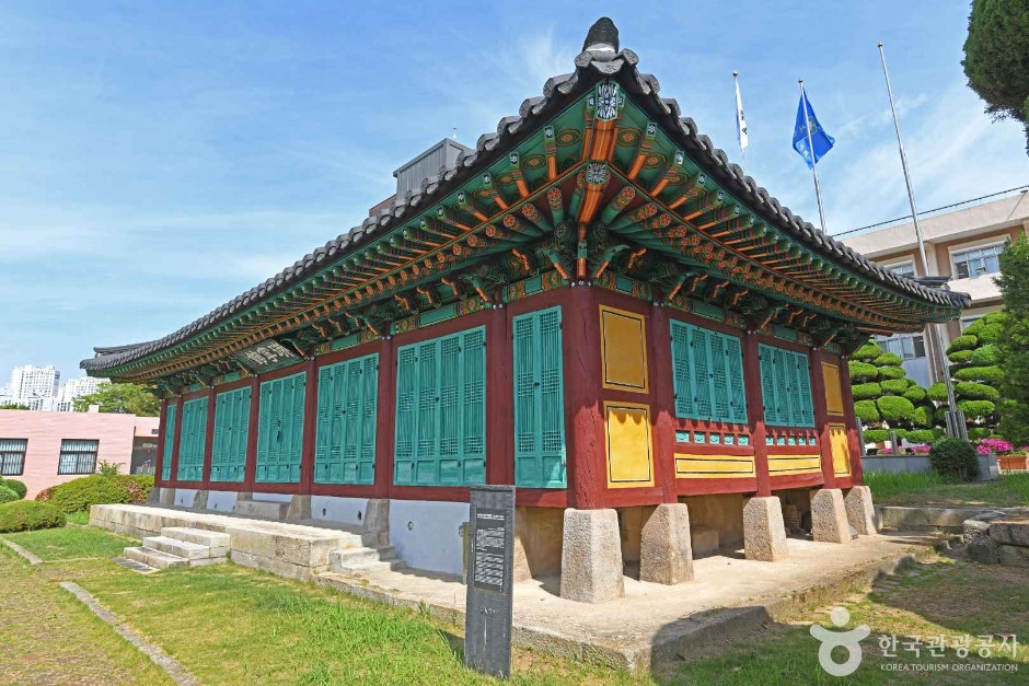 서산관아문 및 외동헌 여행 추천 - 로드트립